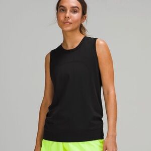 SWIFTLY TECH BREATHE MUSCLE TANK